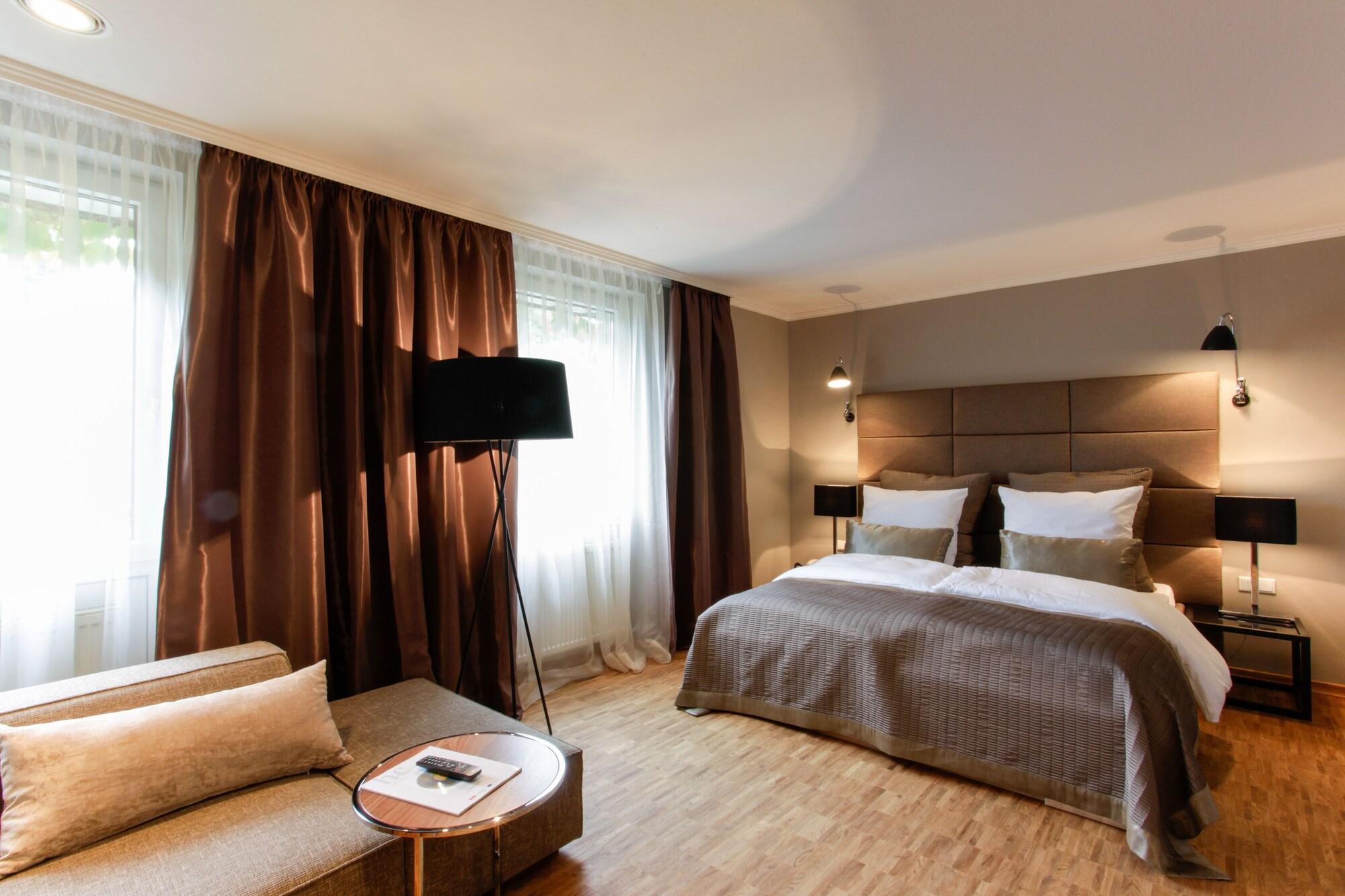 Hotel Gude カッセル エクステリア 写真